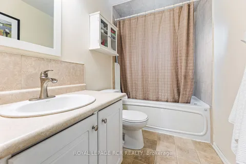 27 Rustic Crescent, ON L9W 1T1