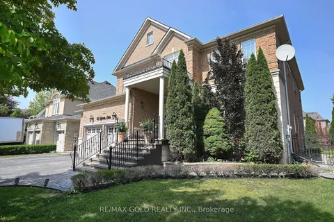 42 Louvain Drive, ON L6P 1W7