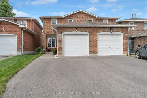 64 Maplehurst Square, ON L6Z 1J6