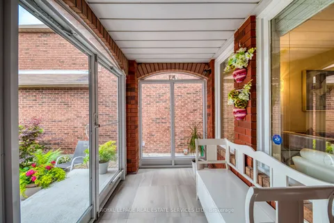 1069 Windsor Hill Boulevard, ON L5V 1P4
