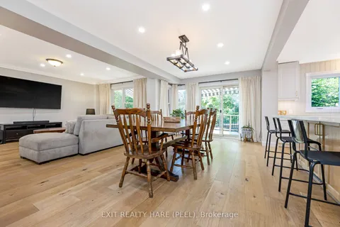6 Stonegate Drive, ON L6Z 3L7