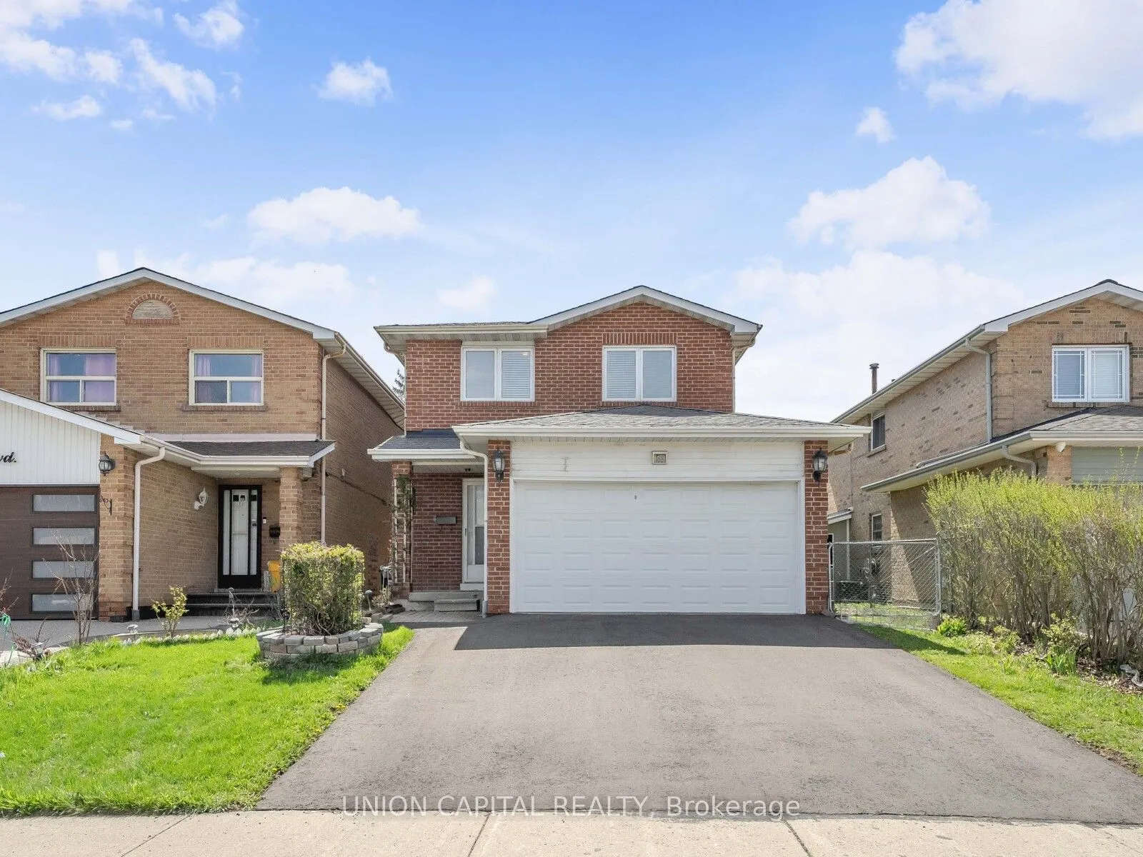 165 Simmons Boulevard, ON L6V 3Y2