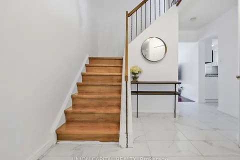 165 Simmons Boulevard, ON L6V 3Y2
