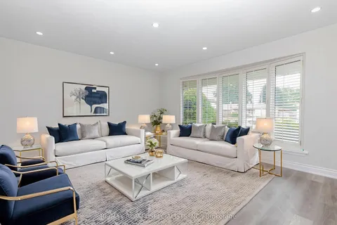 35 Addington Crescent, ON L6T 2R1