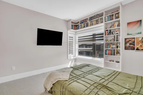 43 Michener Drive, ON L6R 4E9