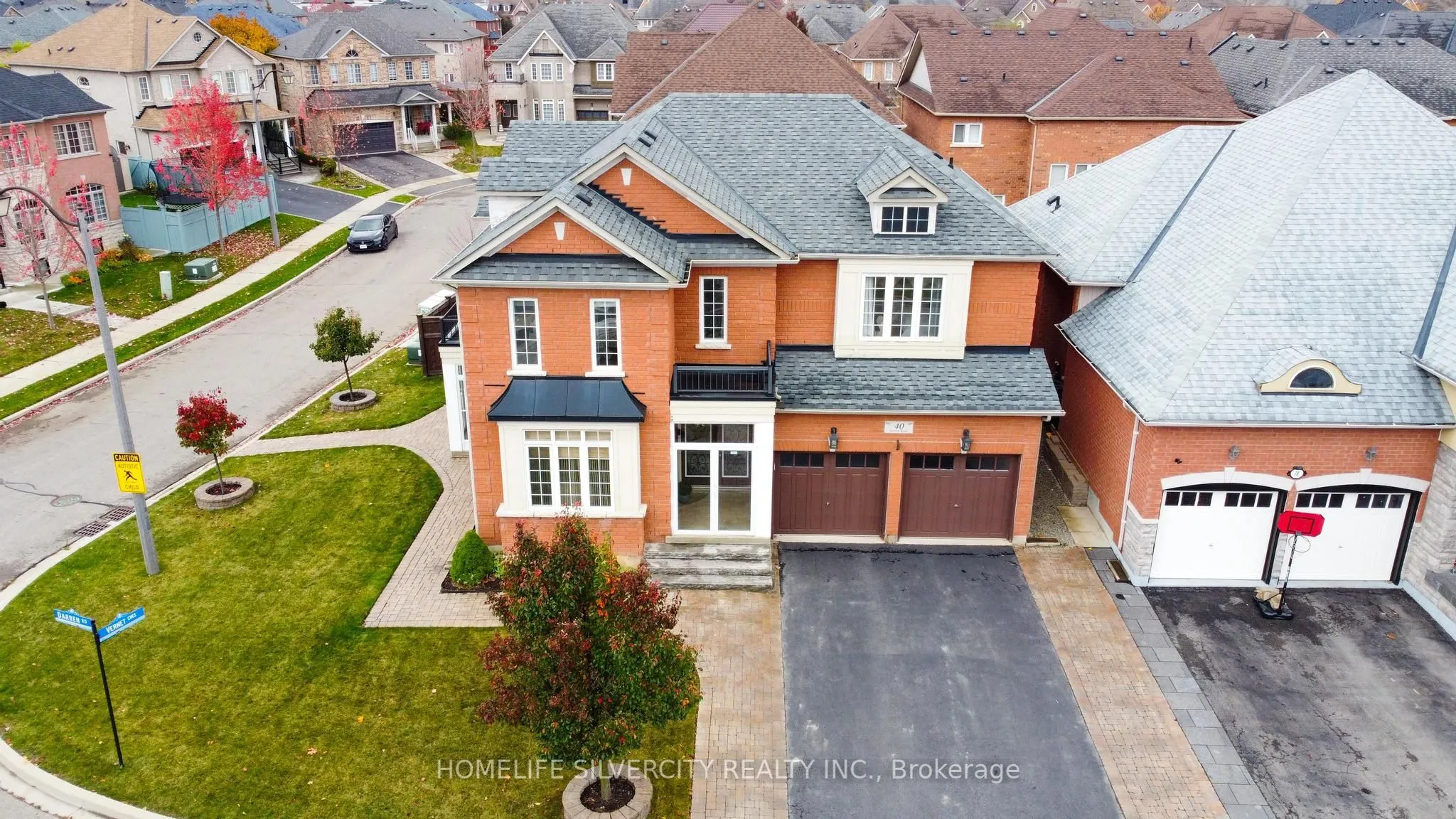 40 Darren Road, ON L6P 1Z5
