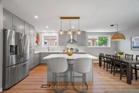 19 Wellesworth Drive, ON M9C 4P5