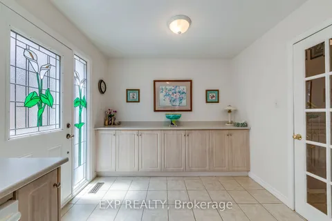6330 Lorca Crescent, ON L5N 2J4