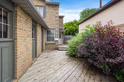 578 Laurier Avenue, ON L9T 4G8
