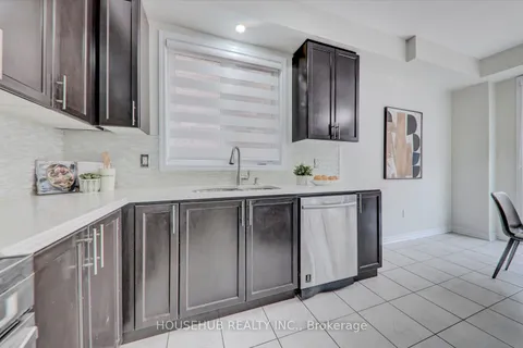 1182 Biason Circle, ON L9T 8S7
