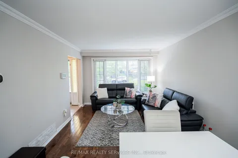 41 Mallard Crescent, ON L6S 2T7
