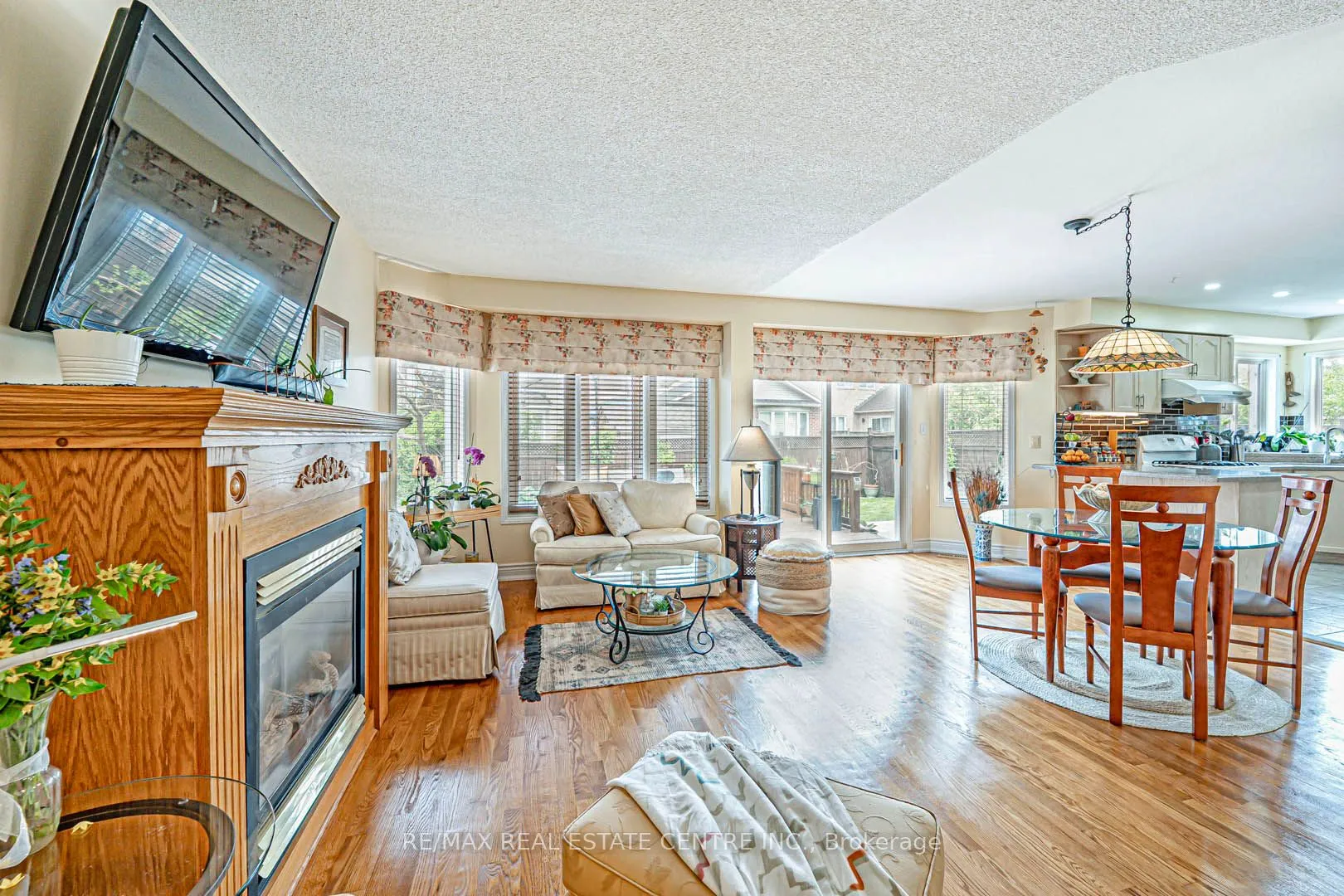 7289 Terragar Boulevard, ON L5N 7L8