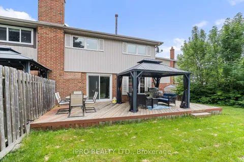 2734 Los Palmas Court, ON L5N 2G7