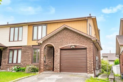 16 Crosswood Lane, ON L6V 3M2
