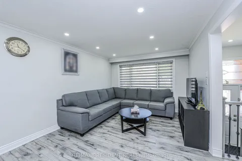 3686 Darla Drive, ON L4T 2C9