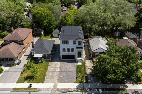 21 Murrie Street, ON M8V 1X6