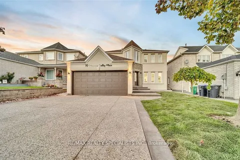 70 Pleasant Valley Place, ON L6R 5R9