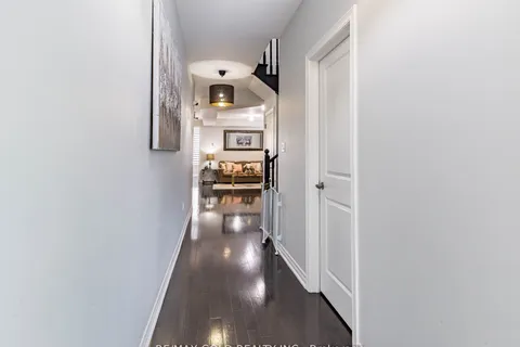 11 Clunburry Road, ON L7A 5B4