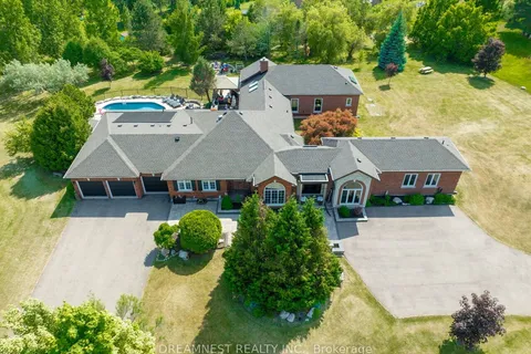 11132 MCFARLAND Court, ON L0P 1B0