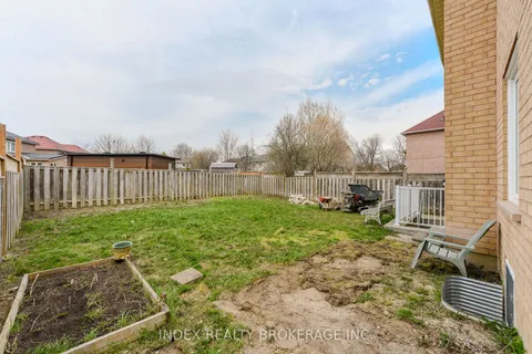 18 Drinkwater Road, ON L6Y 4T6