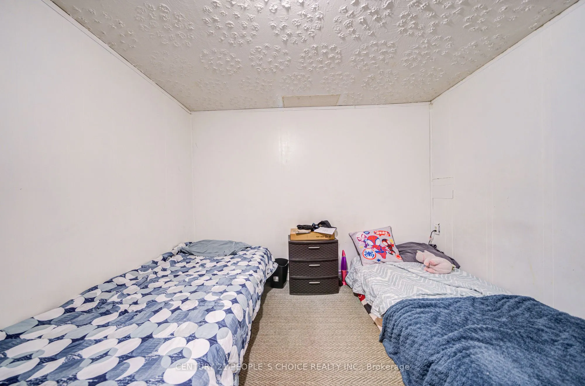 3 Lakeland Drive, ON M9V 1M8