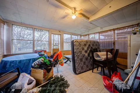 3 Lakeland Drive, ON M9V 1M8