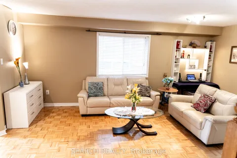 5697 Volpe Avenue, ON L5V 3A5