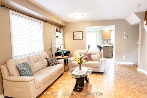 5697 Volpe Avenue, ON L5V 3A5