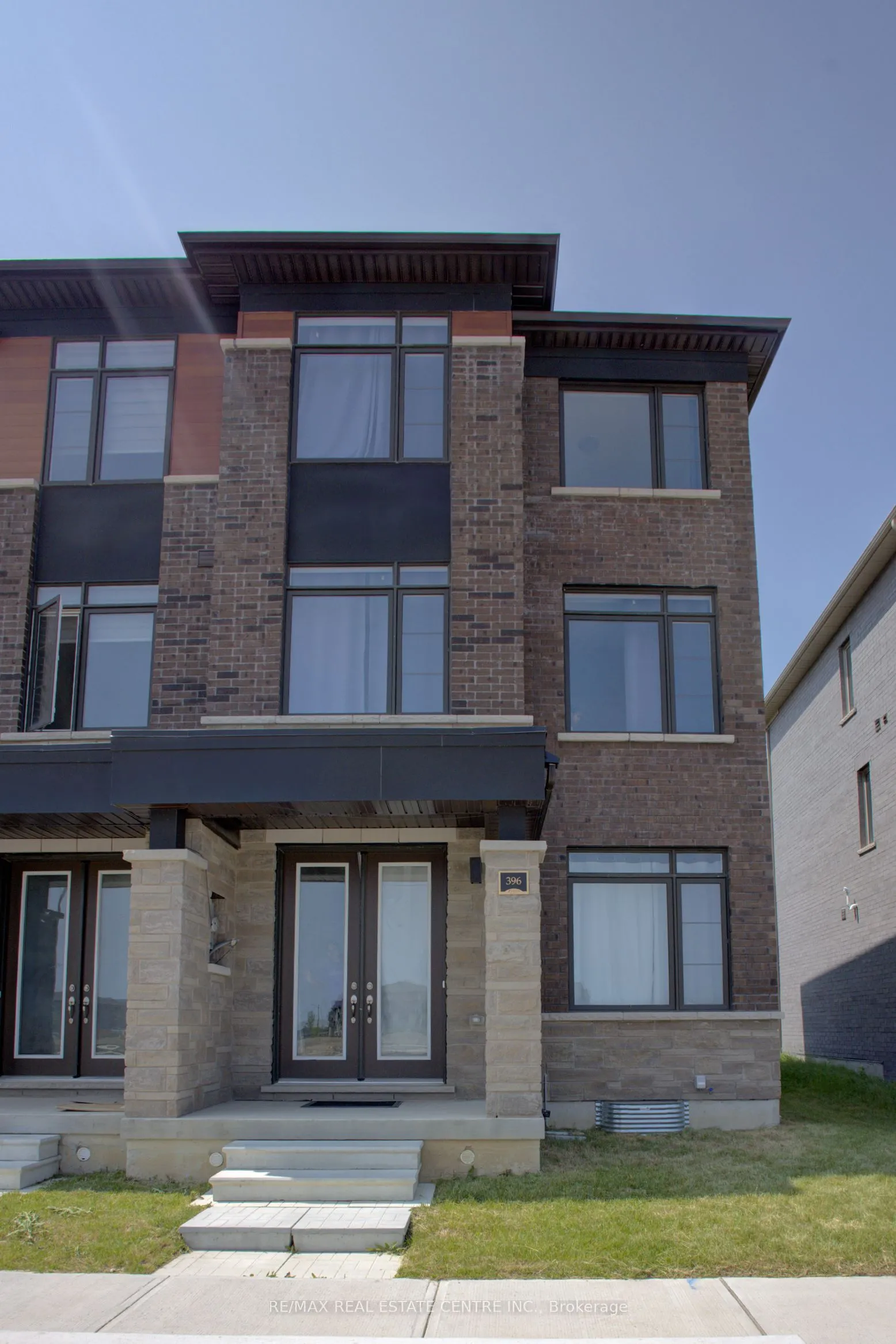 396 Tim Manley Avenue, ON L7C 1Z9