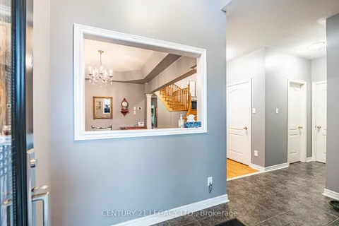 6882 Gooderham Estate Boulevard, ON L5W 1B1
