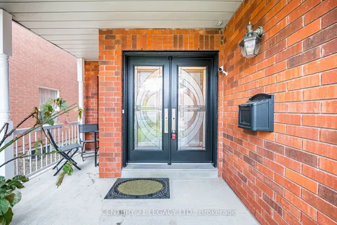 6882 Gooderham Estate Boulevard, ON L5W 1B1