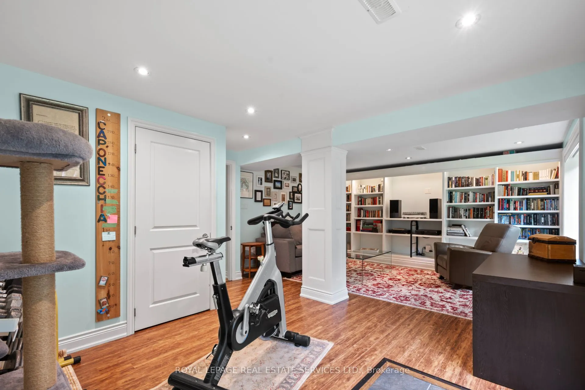 106 West Deane Park Drive, ON M9B 2S5
