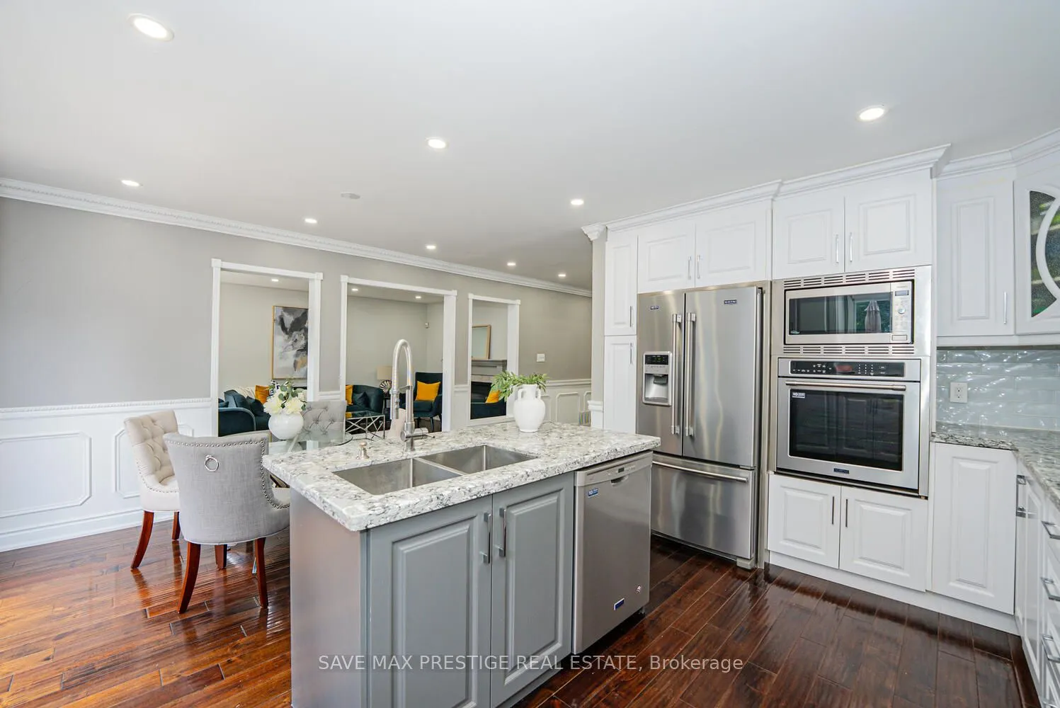 220 Cresthaven Road, ON L7A 1G5