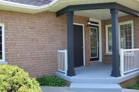 7306 Aldercrest Drive, ON L5N 7T3