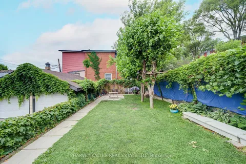 408 Silverthorn Avenue, ON M6M 3H2
