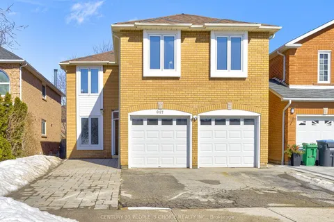 6127 Silken Laumann Way, ON L5V 1A2