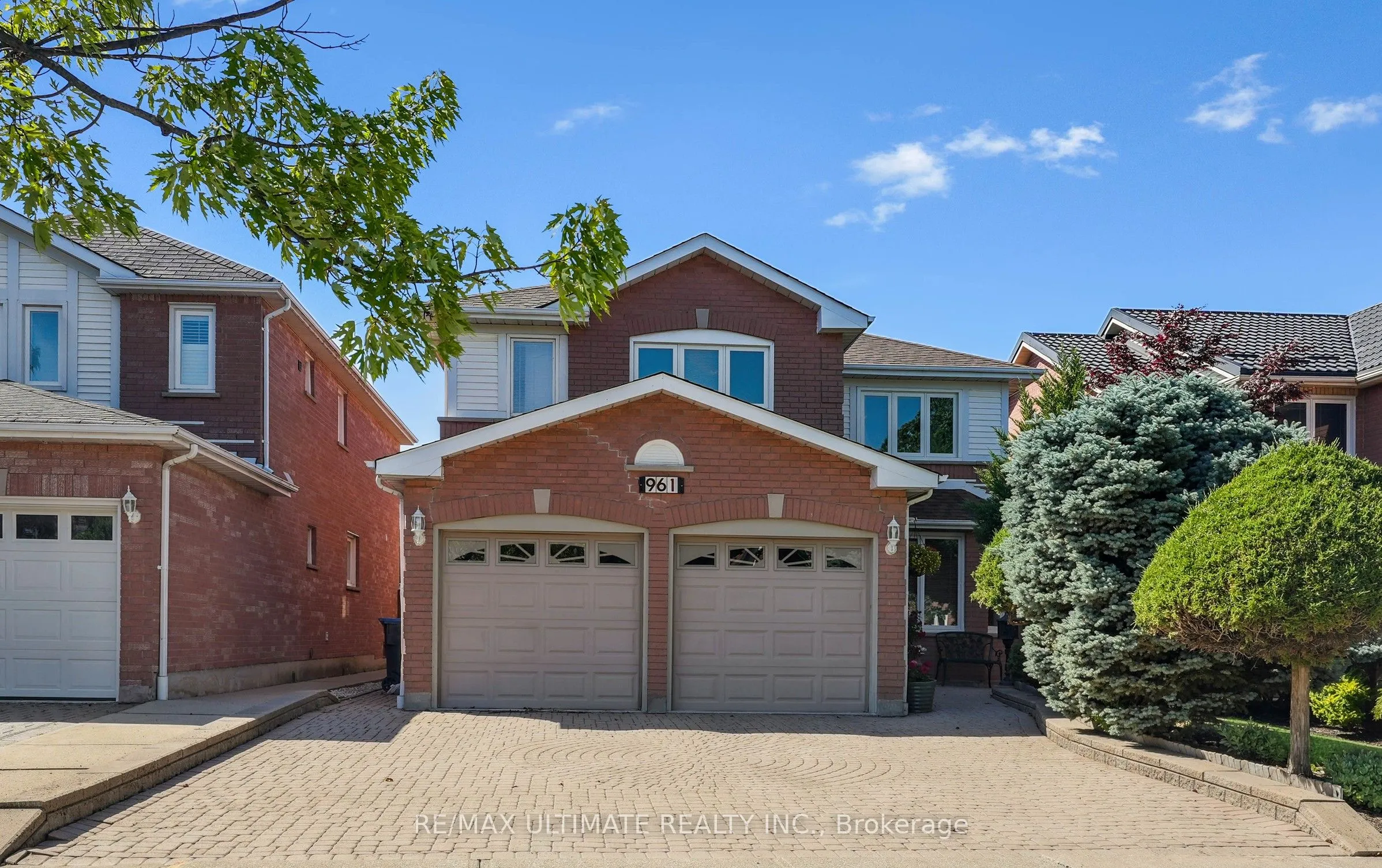 961 Focal Road, ON L5V 1M8