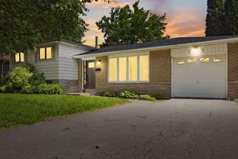 23 Highland Drive, ON L9W 2Y2