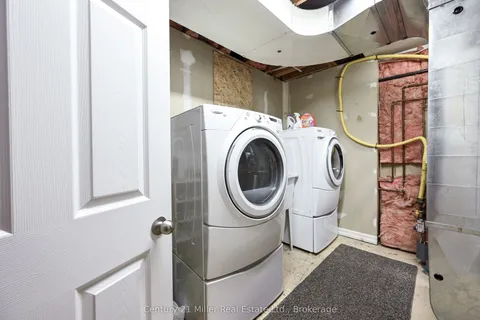 179 Townsend Avenue, ON L7T 1Z3