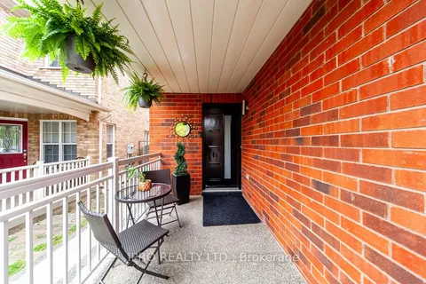 6936 Buttle Station Place, ON L5W 1B8