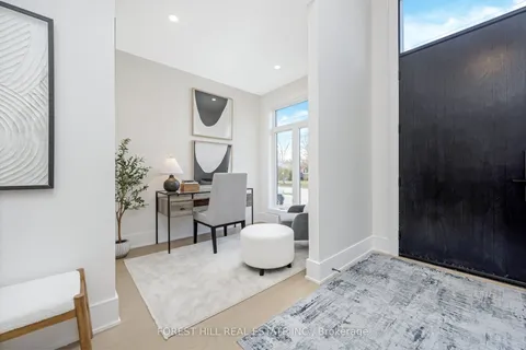 348 Kingsleigh Court, ON L9T 1X7