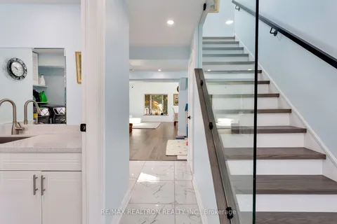 2143 Russett Road, ON L4Y 1C2
