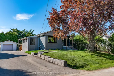 1041 Shepherd's Drive, ON L7T 3R4
