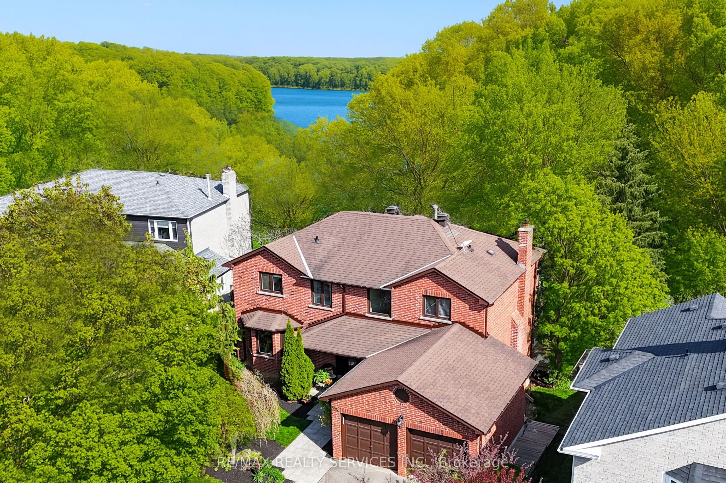 25 Brookbank Court, ON L6Z 3G4