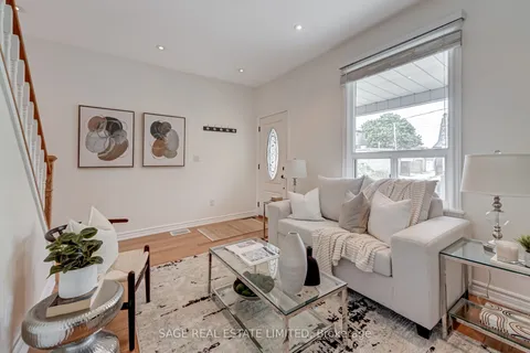 17 Hugo Avenue, ON M6P 3T3