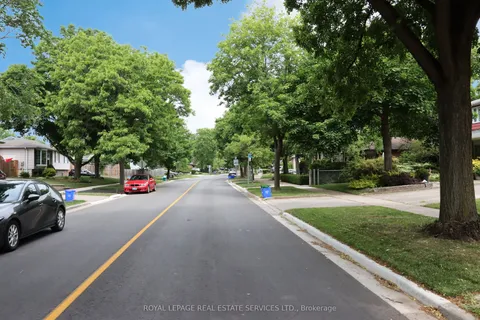 2482 Bridge Road, ON L6L 2H2
