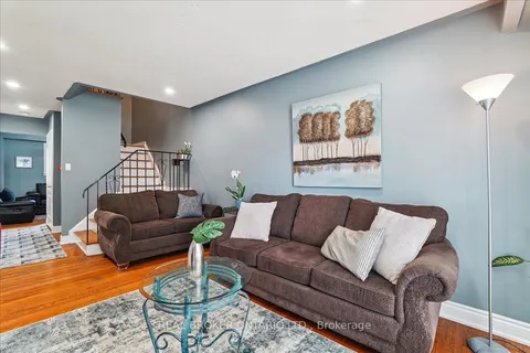 3106 Redbank Crescent, ON L4T 1V1