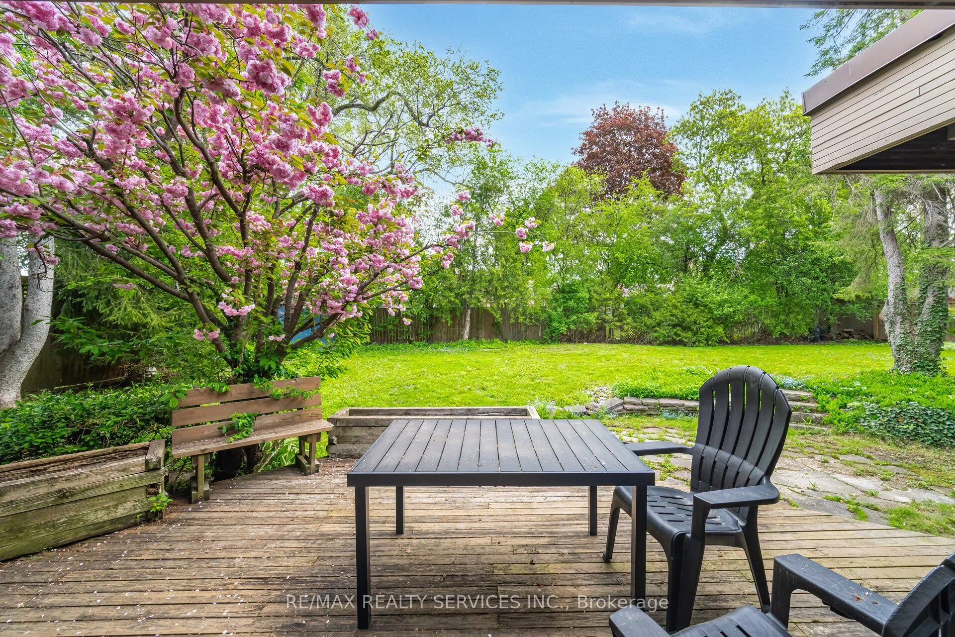 6 John Beck Crescent, ON L6W 2T3