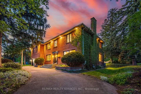 6 John Beck Crescent, ON L6W 2T3