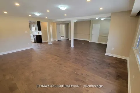 538 Dynes Road, ON L7N 2V2